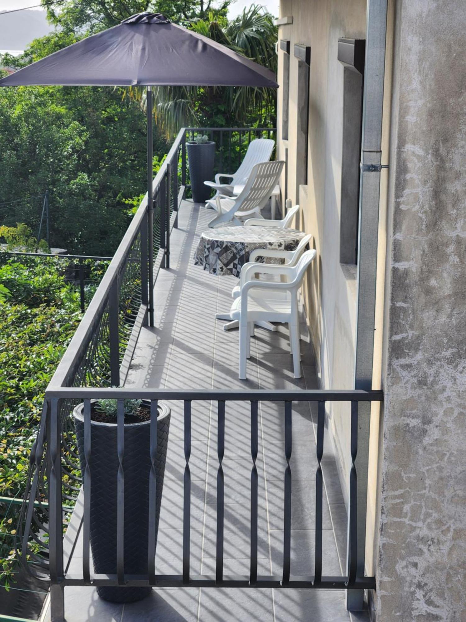 Apartmani Mazzarolli Jadranovo Exterior photo